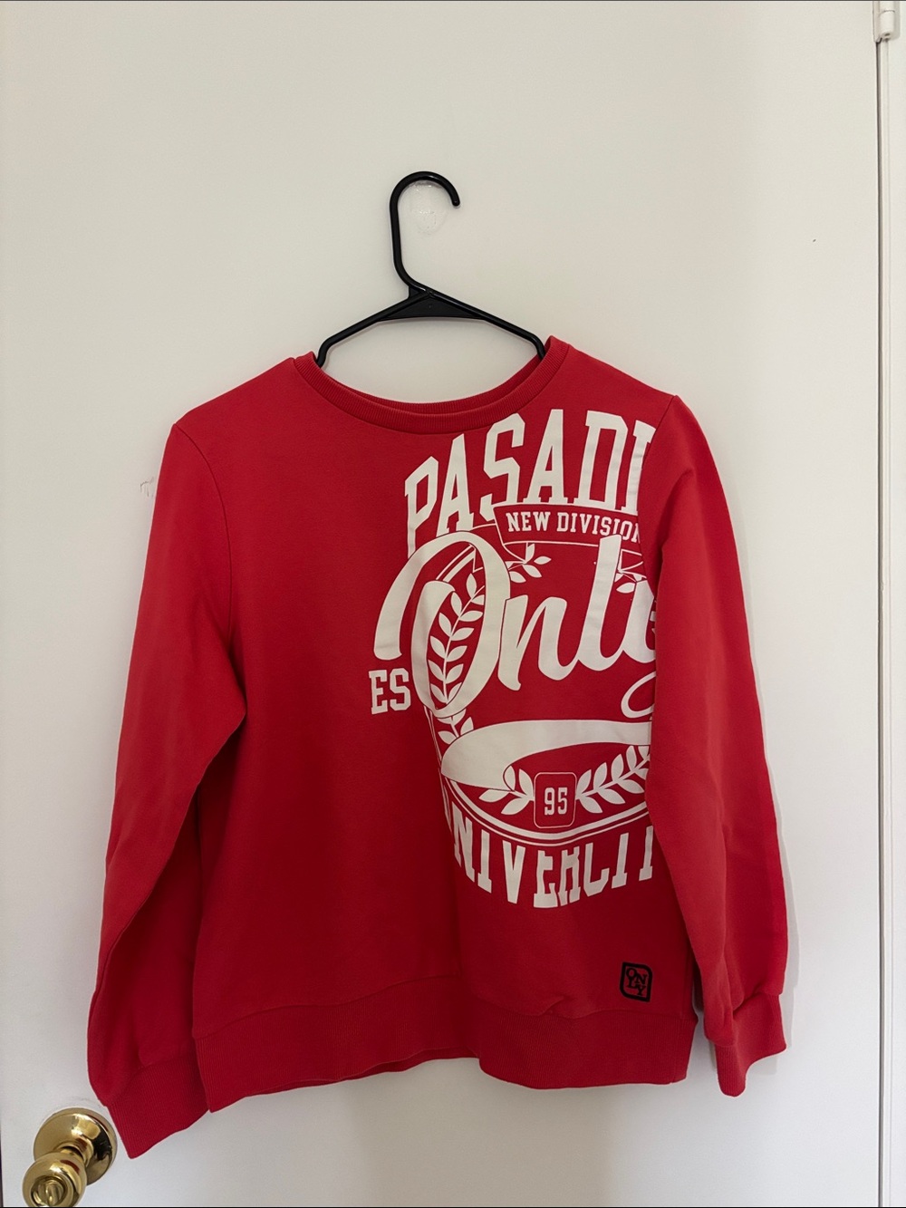 Coord Set! Red and White Crewneck Sweatshirt with Joggers Graphic